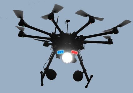 شرطة دبي تطور طائرة بدون طيار لإبطال مفعول القنابل