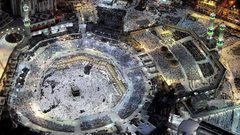 الأجواء الإيمانية في مكة من علو 1000 متر