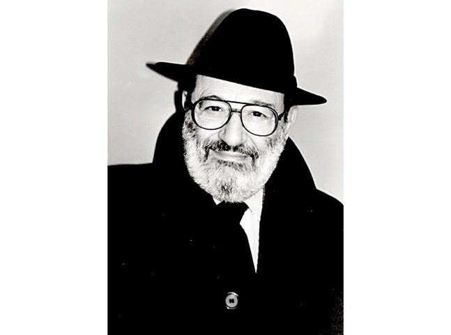 أمبرتو ريكو يتناول فساد إيطاليا في رواية العدد صفر