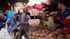 التضخم السنوي بمصر يسجل انخفاضا ملحوظا