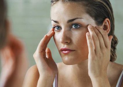 عادات مكياج تفسد جمال العيون تعرفي عليها