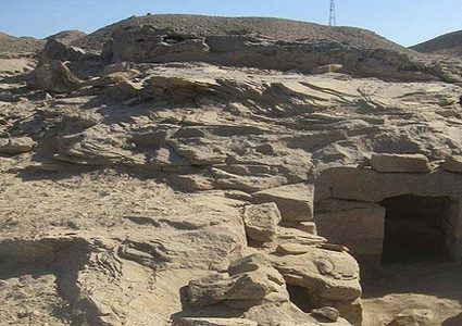 إكتشاف مقبرة مصرية قديمة تعود للعصر الهيلنستي