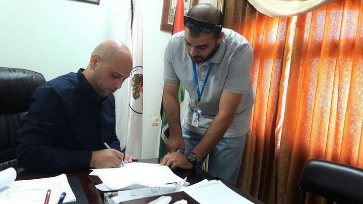 قباطية توقع اتفاقية مع الاتصالات لتوزيع مراكز شحن الكهرباء