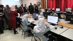 اتفاقية لتوريد أجهزة لوحية لرقمنة التعليم في طولكرم