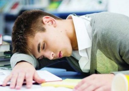 إضطرابات النوم تضعف الأداء الأكاديمي