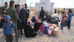 تنظيم الدولة يحتجز مئة ألف مدني بالموصل