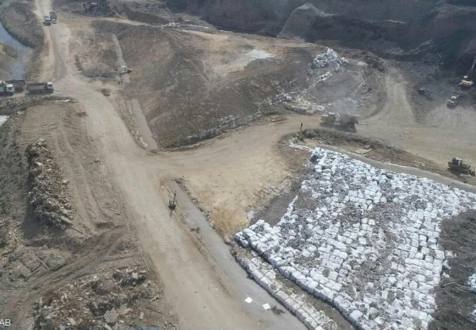 صور جوية تكشف "فضيحة مدوية" في لبنان