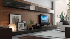 الرفوف في التخزين والديكور