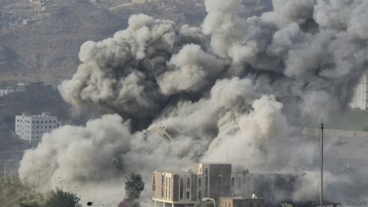 24 قتيلا في غارة للتحالف العربي على سوق في محافظة صعدة باليمن