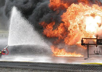 طلاب أتراك يطورون روبوت لإطفاء الحرائق