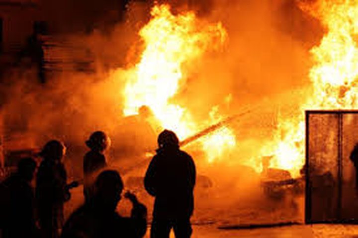 بيت لحم: مجهولون يحرقون منزلا على خلفية الثأر