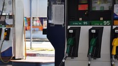 اغلاق محطة وقود تبيع سولار مهرب من المستوطنات