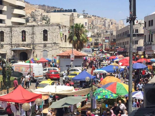 فوضى الشوارع بسطات مهملة أم عوامل أخرى؟