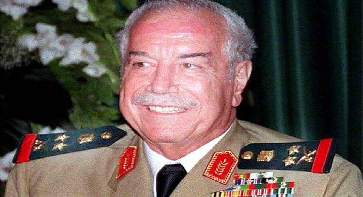 وفاة وزير الدفاع السوري السابق في باريس