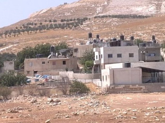 البرغوثي: الاحتلال يستهدف جب الذيب بسبب صمودها