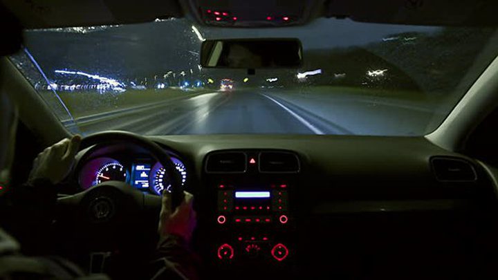 القبض على سائق نشر فيديو يظهر فيه تجاوزاته المرورية (فيديو)