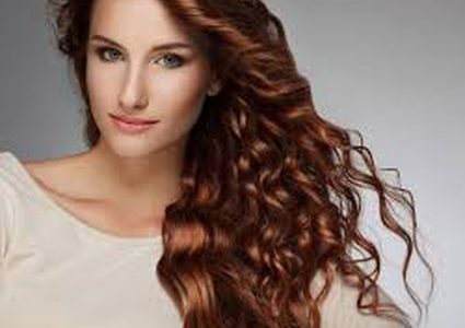 حيل للصبغات تظهرك أصغر بسنوات