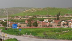 وقف البناء في منشآت سكنية وحظائر في الأغوار