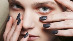 كيف تظهرين حواجبك بطريقة طبيعية؟