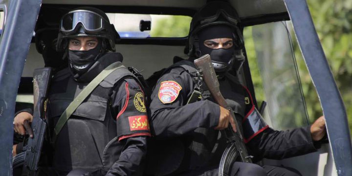 مقتل 14 "ارهابيًا" في تبادل لإطلاق النار مع الشرطة المصرية