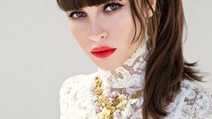 كيف تقومين بزيادة كثافة الغرة بطريقة سهلة