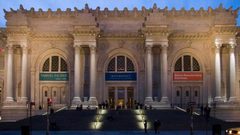 افتتاح متحف لعشاق الأوراق المالية