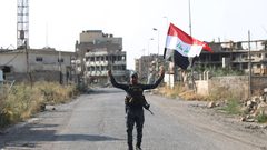 رئيس الوزراء العراقي يعلن استعادة الموصل من "داعش"