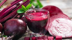 فوائد عصير الشمندر للبشرة