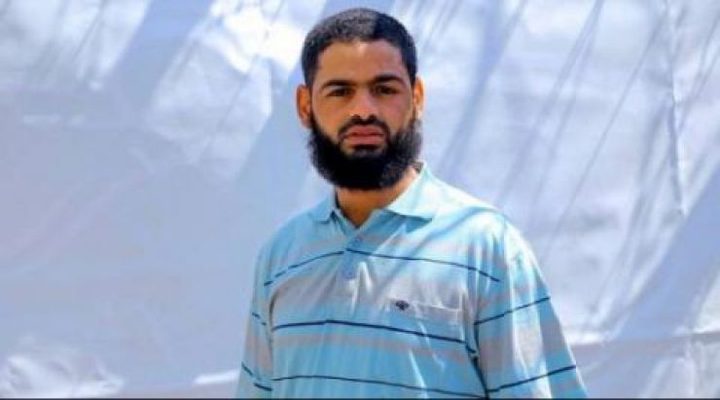 الأسير محمد علان يعلق إضرابه المفتوح عن الطعام