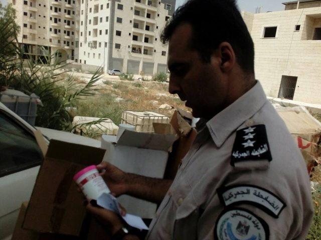 إتلاف 2000 علبة "كوزمتكس" منتهية الصلاحية وغير مطابقة للمواصفات