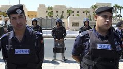 كاميرات على صدور وأكتاف رجال الأمن الأردني