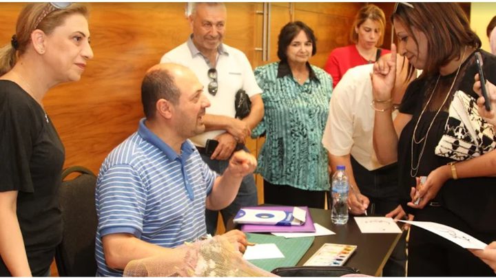 متحف درويش يستضيف الفنان الفلسطيني أحمد داري