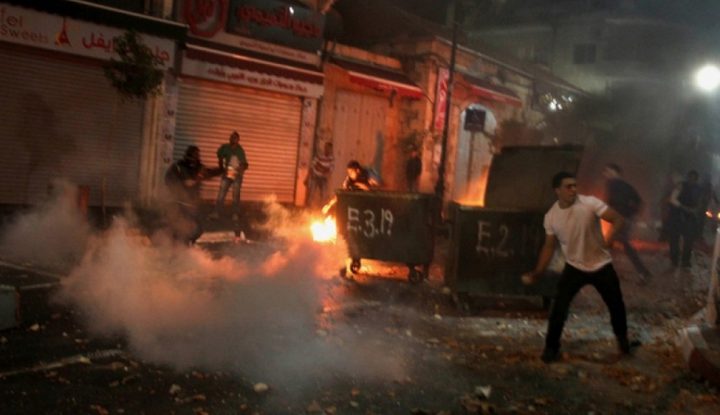 إصابة شاب خلال مواجهات في مخيم الدهيشة