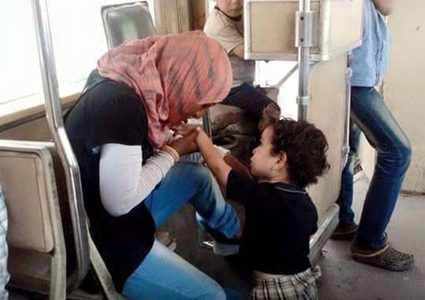 ما حقيقة خطف سيّدة يمنية لأطفال فلسطينيين والمتاجرة بأعضائهم؟!