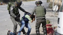 اصابة شرطي فلسطيني وصحفيين في مواجهات تقوع