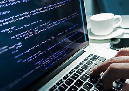 مطلوب مبرمجين