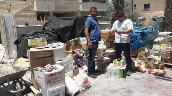 ضبط وإتلاف مواد غذائية ولحوم منتهية الصلاحية