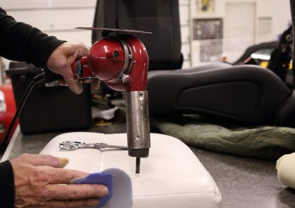 مطلوب منجد سيارات