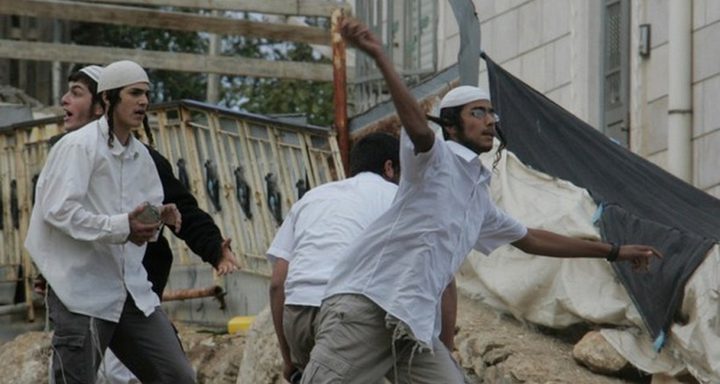 مستوطنون يرشقون المركبات بالحجارة جنوب بيت لحم