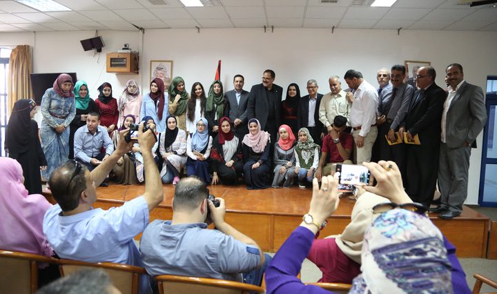 تكريم الطلبة الفائزين بمسابقة "خواطر طلابية لأسرى الحرية 2"