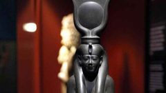 محاولة سرقة تمثال “إيزيس″ في مصر