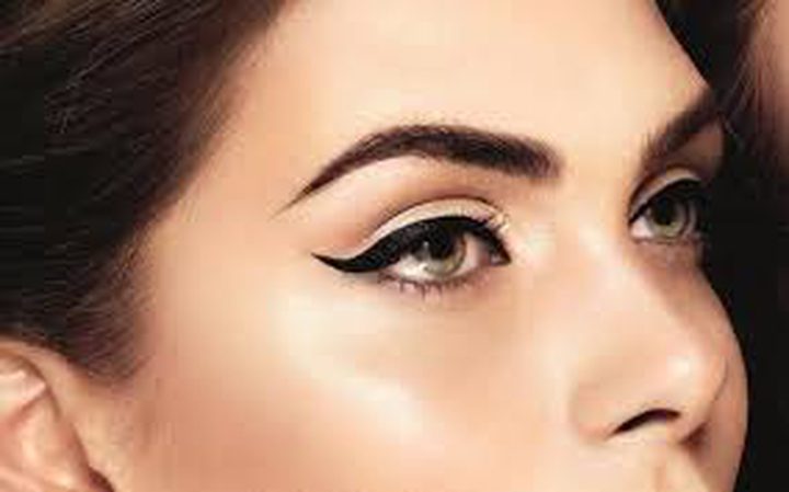 حيلة سهلة جداً لتطبيق الأيلاينر!