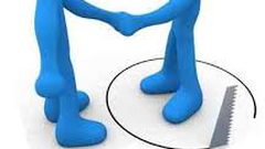 موظّف علاقات عامّة