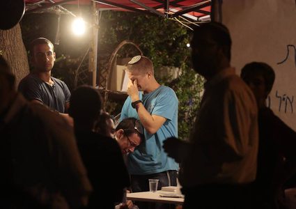 المواقع العبرية: هذا الإذلال الثاني والفلسطينيون يحتفلون باستسلام حكومتنا