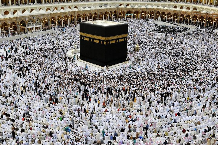 السعودية ترحب بحجاج قطر