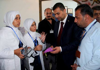 الأم الصماء... لا قلق على طفلك