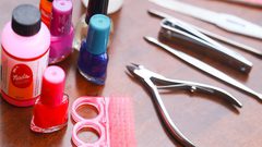 حيل للعناية بصحة الأظافر وتلوينها!