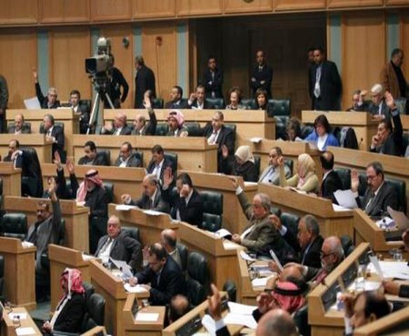 75 نائبا أردنيا يطالبون بطرد السفير الاسرائيلي