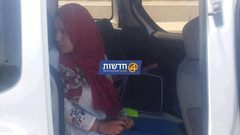 الاحتلال يعتقل فتاة بحجة حيازتها سكينًا
