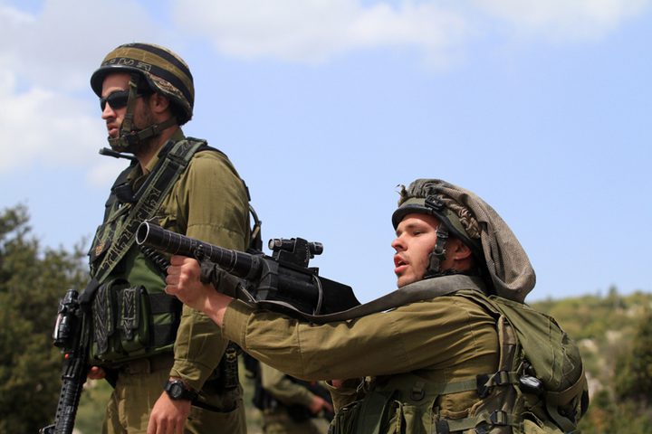 الاحتلال يغلق المدخل الرئيس لقرية وادي فوكين غرب بيت لحم